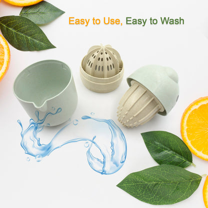 Wukusy small manual citrus juicer made of food-grade plastic, ideal for fresh lime juice at home or on travel.