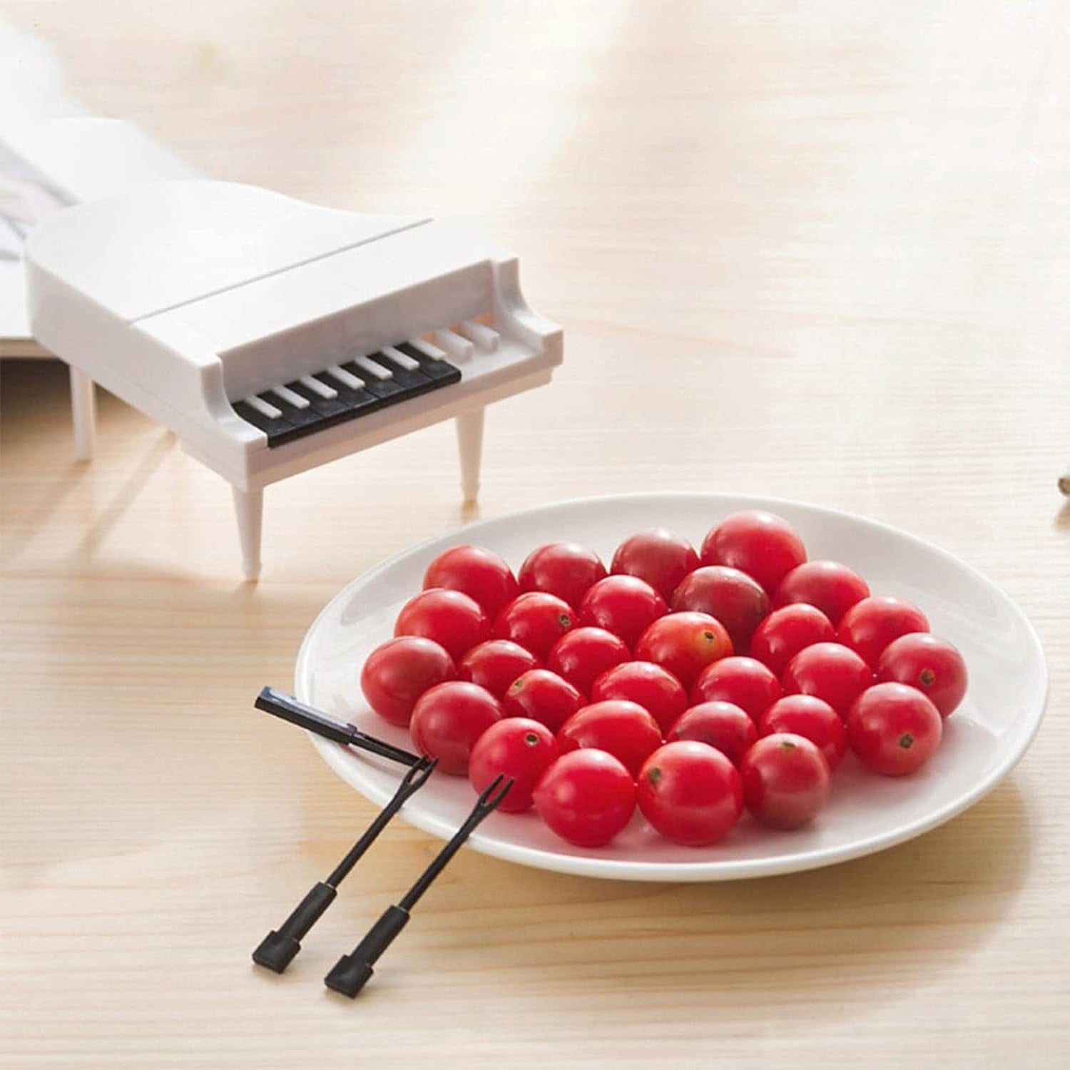 Wukusy 10-piece creative piano-shaped fruit forks set for dessert and snack picking, ideal for kitchen and dining use.