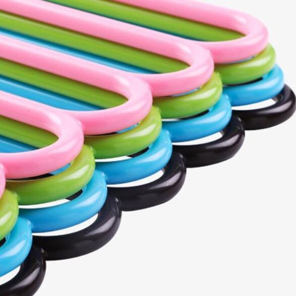 Wukusy 5-in-1 multipurpose plastic hanger with five layers, assorted colors, ideal for organizing home and kitchen clothing and accessories.