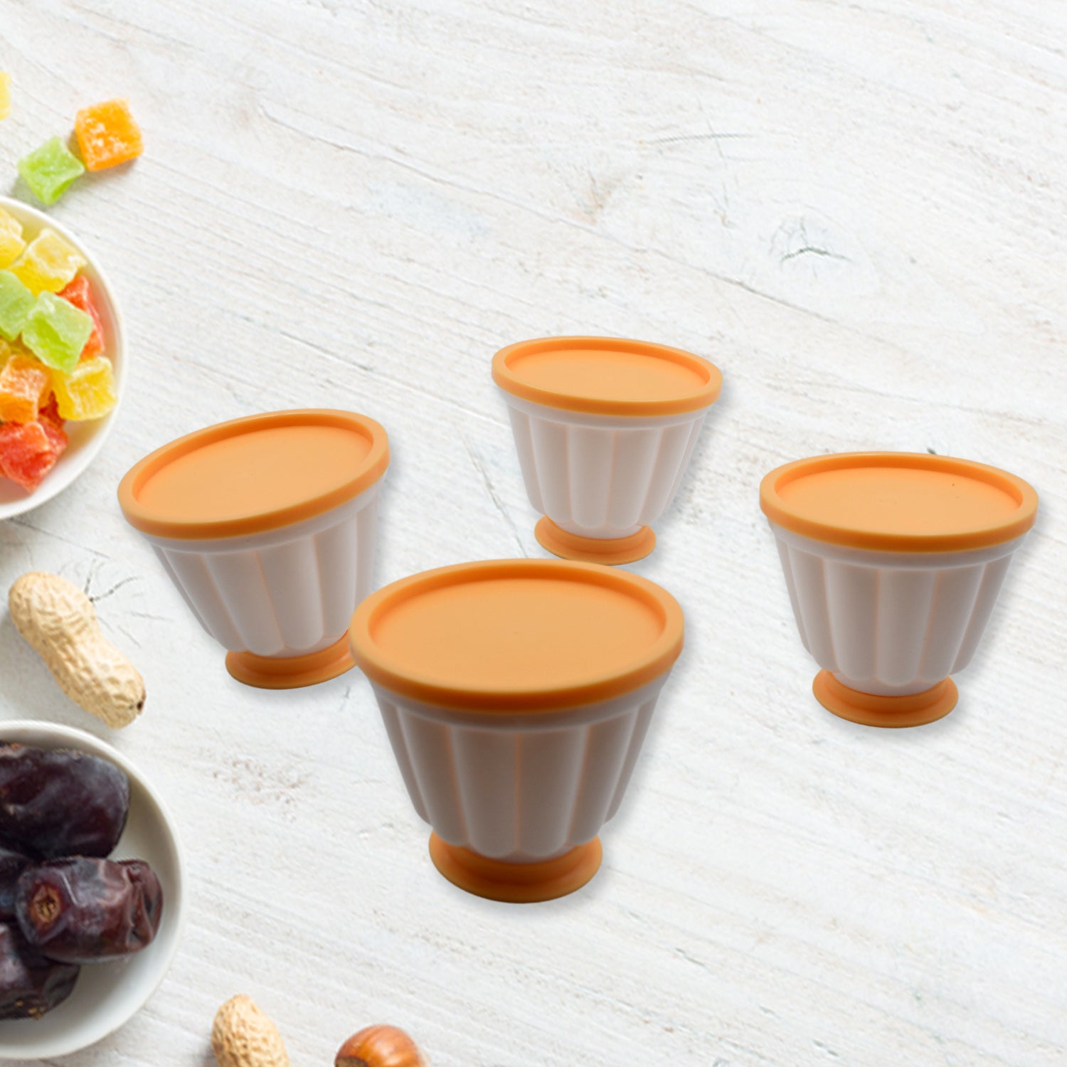 Set of four Wukusy pudding molds with lids, ideal for custards, jellies, and ice creams, in a home kitchen setting.