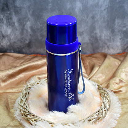 Wukusy stainless steel mix bottle for water and beverages, durable kitchen container for storing drinks at home or on the go.