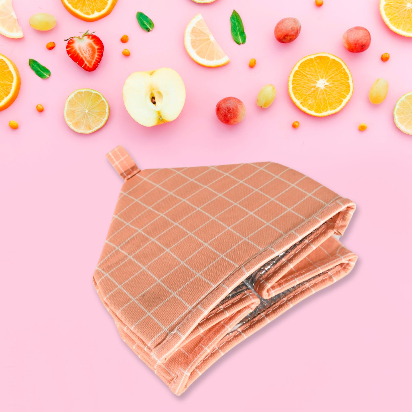 Foldable Wukusy food cover with anti-dust, heat preservation, and mosquito protection for hot food and dish insulation, 20x20 cm.