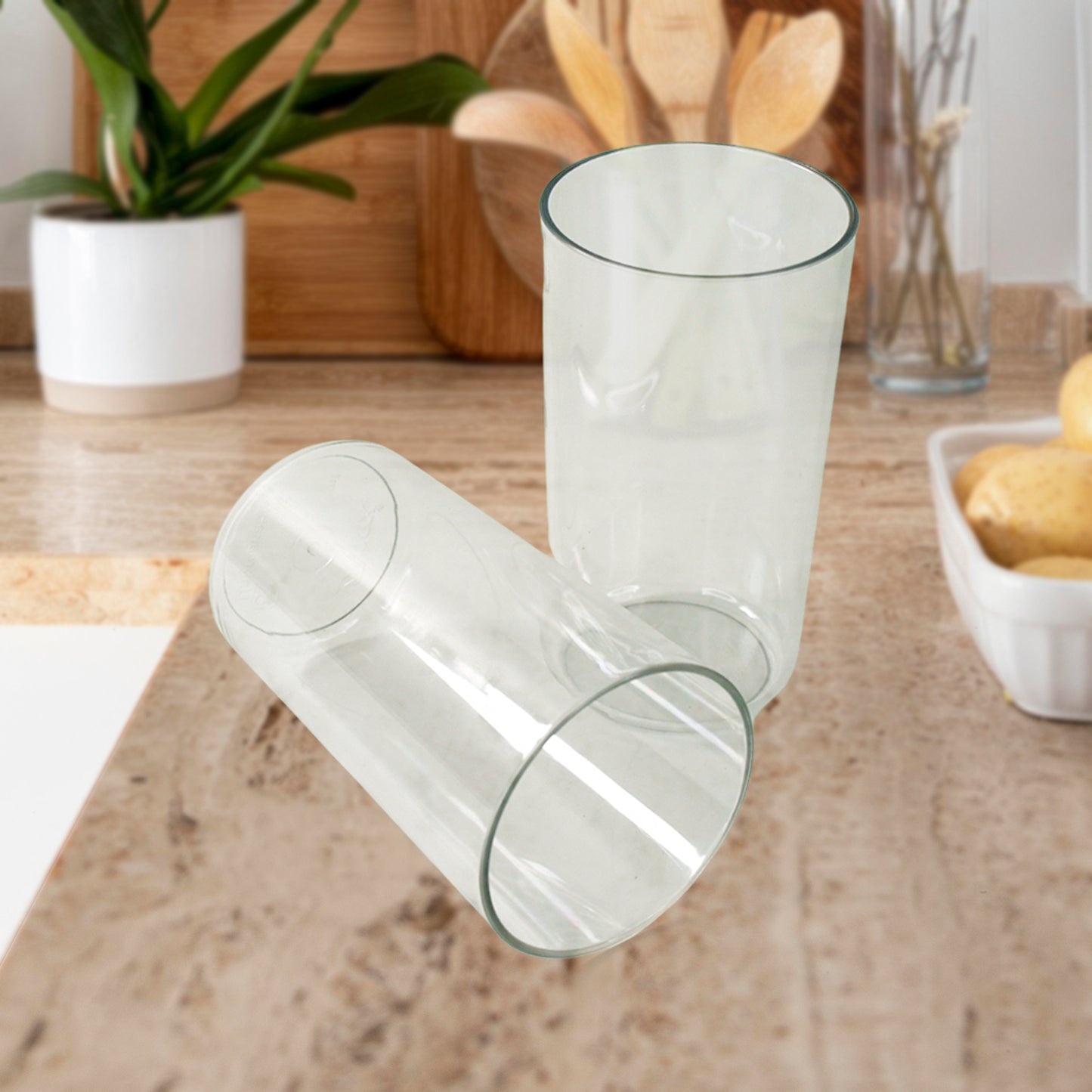 Six-piece Wukusy Apex clear plastic tumbler glass set, unbreakable home and kitchen drinkware with a modern design.