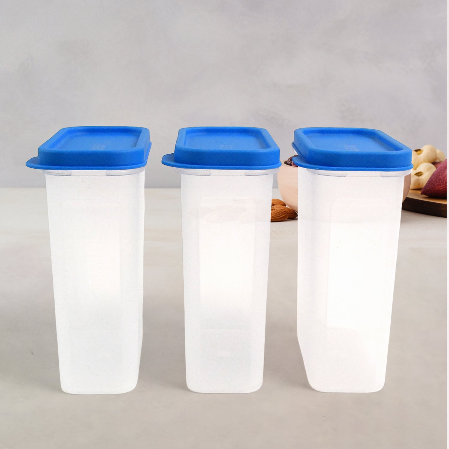 Set of three Apex Glory food storage containers by Wukusy, with clear lids and stackable design for kitchen organization.
