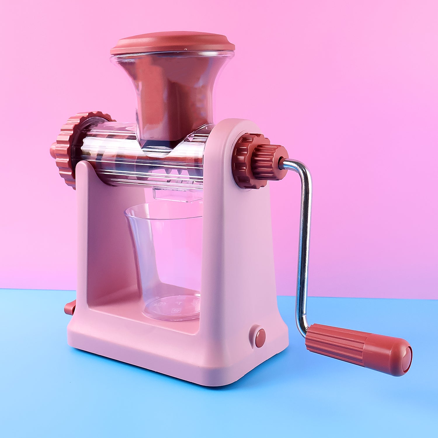 Wukusy Apex heavy-duty manual hand juicer machine set for home and kitchen use, featuring durable construction and easy operation.