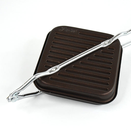 Wukusy Apex heavy gauge aluminium grill sandwich toaster for home and kitchen use, with non-stick plates and compact design