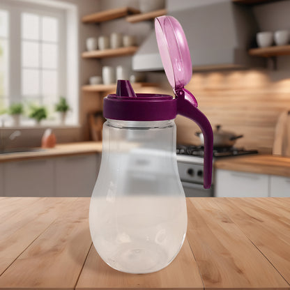 Wukusy Apex Jessy oil and juice pourer dispenser bottle, 1000ml, clear plastic container for kitchen use.