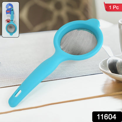 Wukusy Apex Kadak mesh strainer with high-quality stainless steel wiremesh for kitchen use, ideal for straining liquids and fine ingredients.