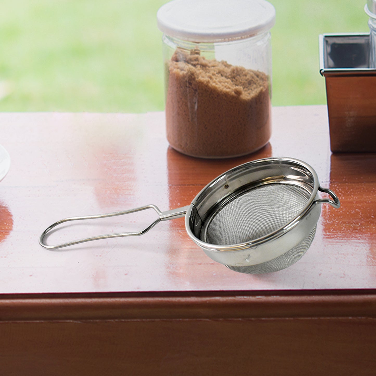 Wukusy Apex Morning stainless steel tea and coffee strainer with fine mesh for easy brewing in home kitchen.