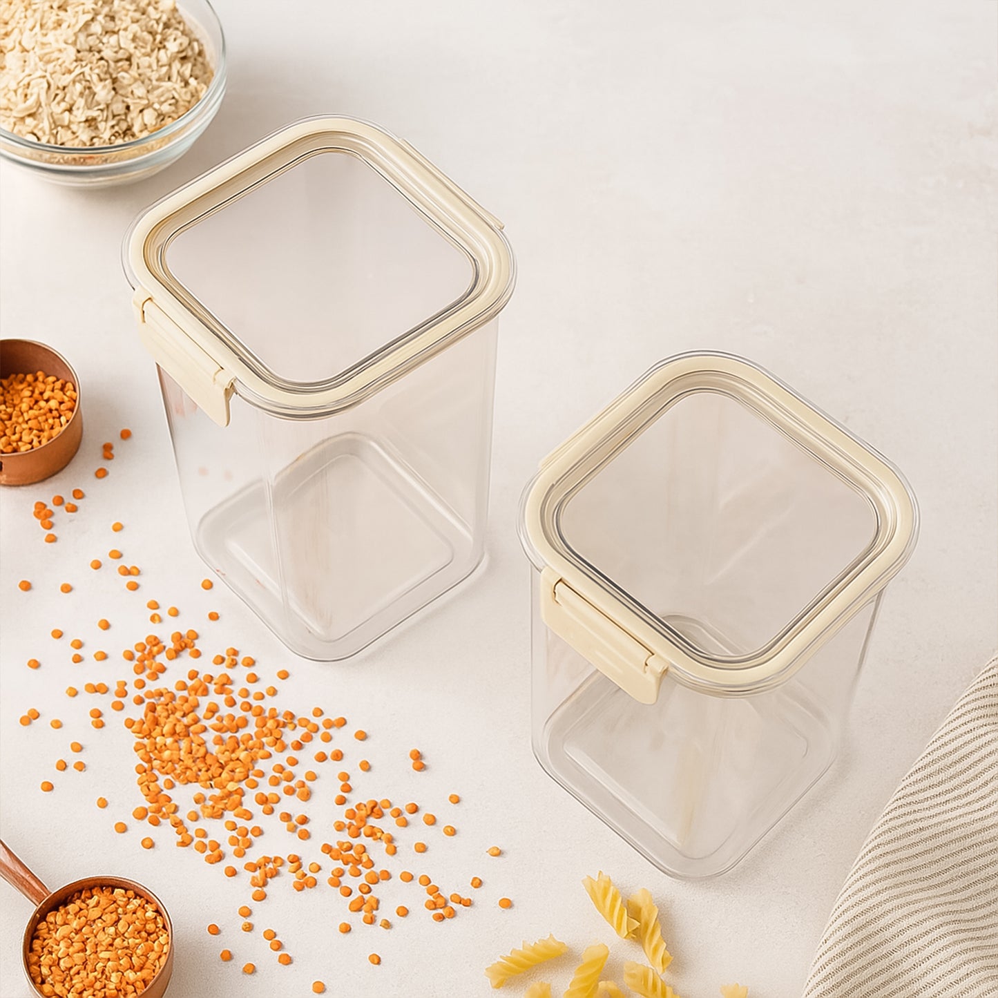 Wukusy Apex Press N Lock airtight kitchen storage container set with two 1400ml containers for food organization.