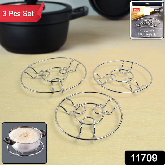 Set of three Wukusy Apex stainless steel wire hotmate trivets for protecting surfaces from hot cookware in the kitchen.