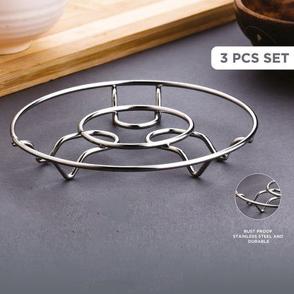 Set of three Wukusy Apex stainless steel wire trivets for hot pots and pans, ideal for home kitchen use.