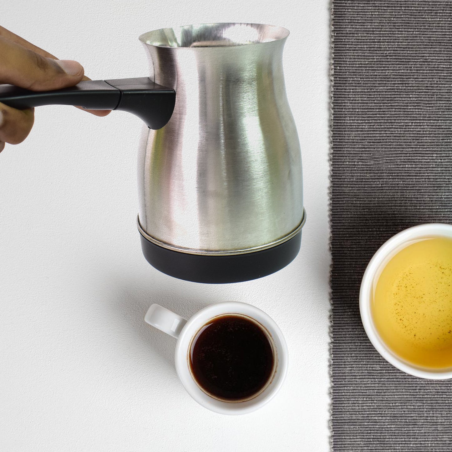 Wukusy 800ml coffee pot and tea kettle with even heating, made for home kitchen use, featuring a sleek stainless steel design