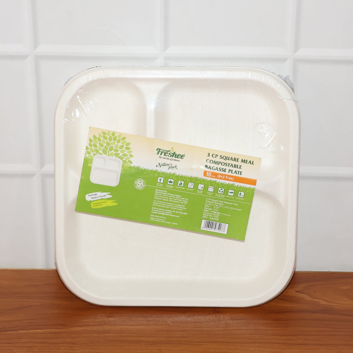 Wukusy compostable bagasse 3-compartment square meal plate for home and kitchen use, showing divided sections for meal presentation.