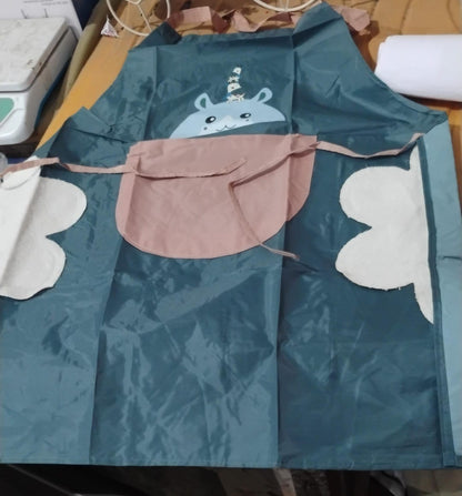Wukusy cute cartoon animal design kitchen apron featuring colorful animal characters for home cooking and baking.