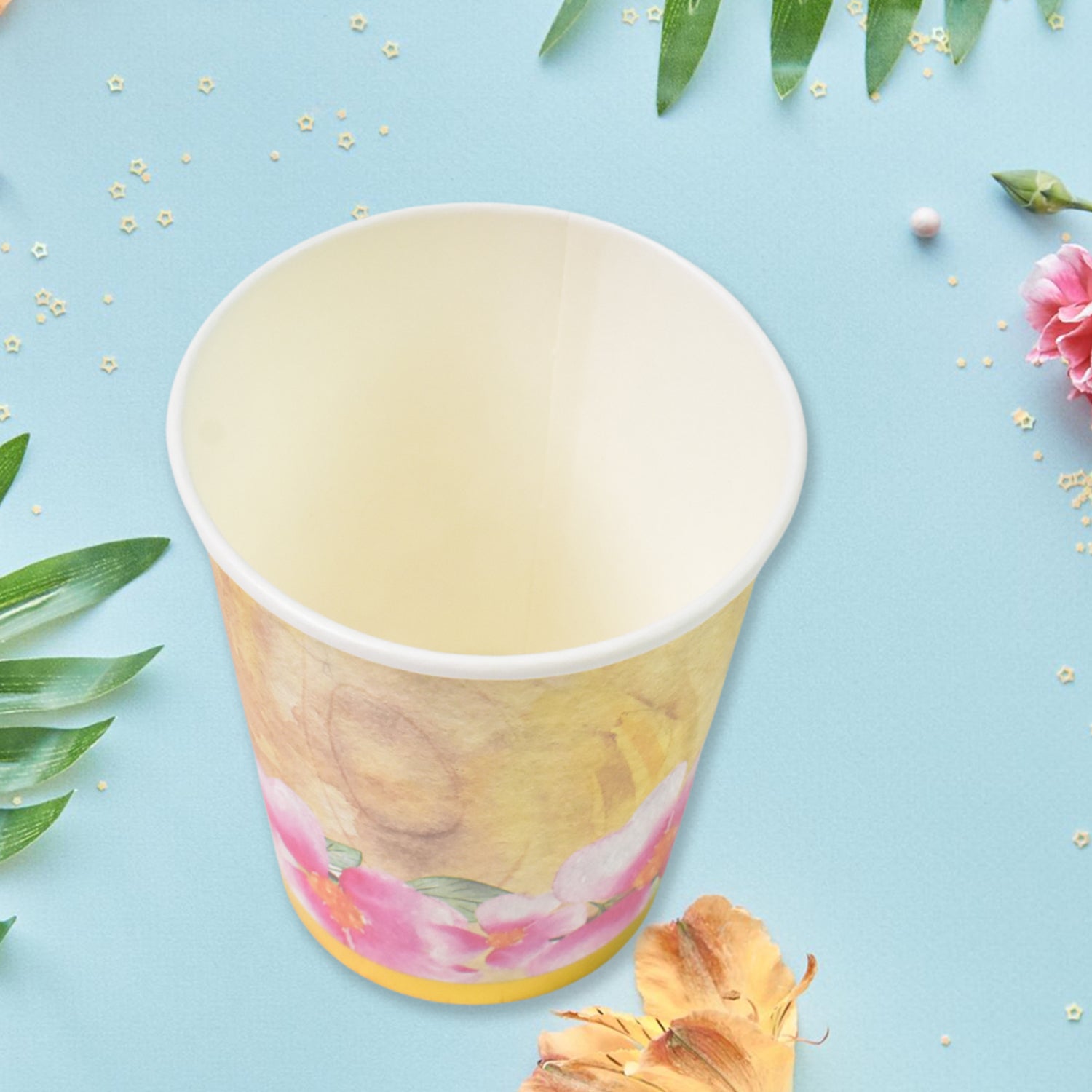 Set of 24 Wukusy disposable paper cups in mixed colors and designs for tea and coffee, perfect for home and kitchen use.