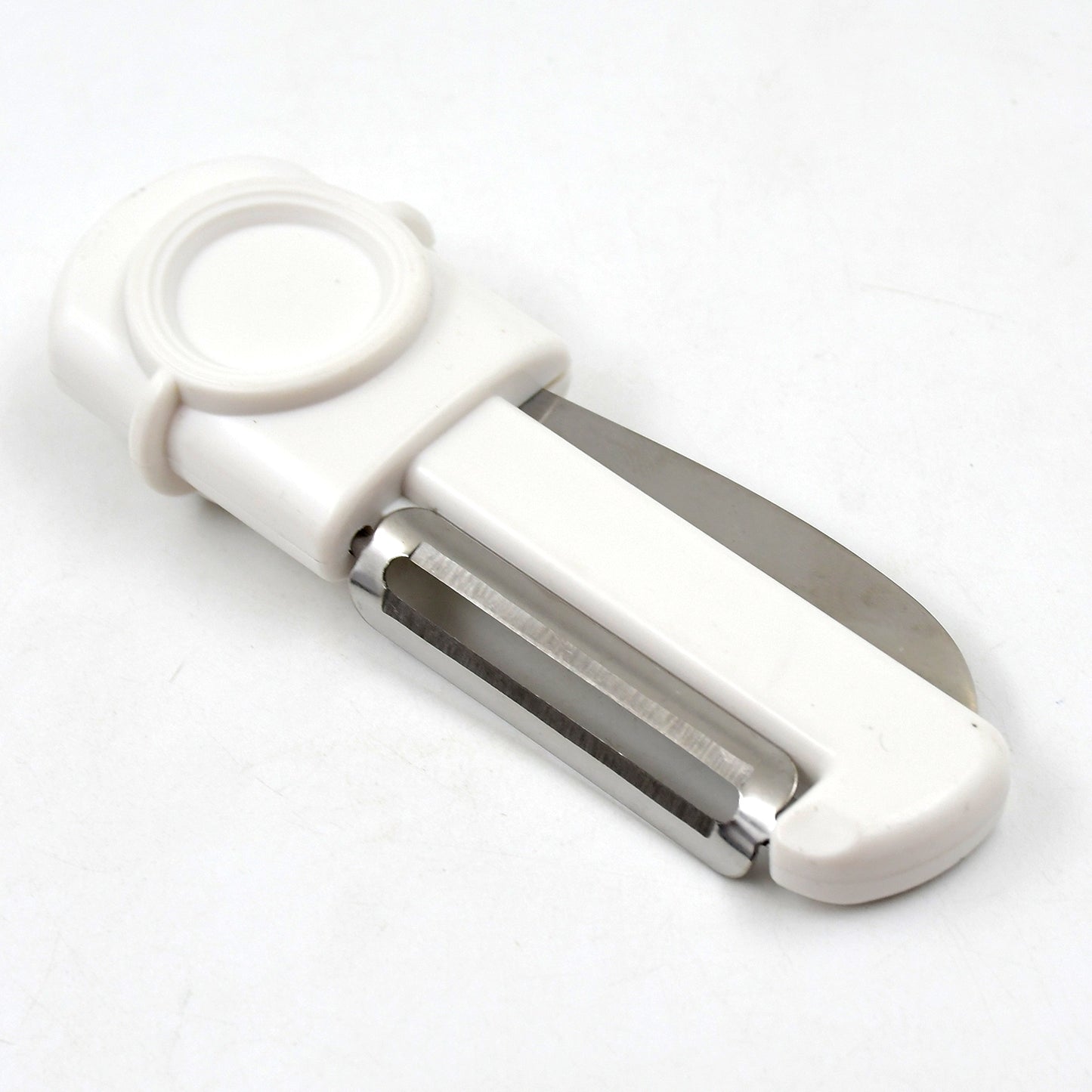 Wukusy 2-in-1 stainless steel knife and peeler with protective case, suitable for kitchen prep and peeling tasks.