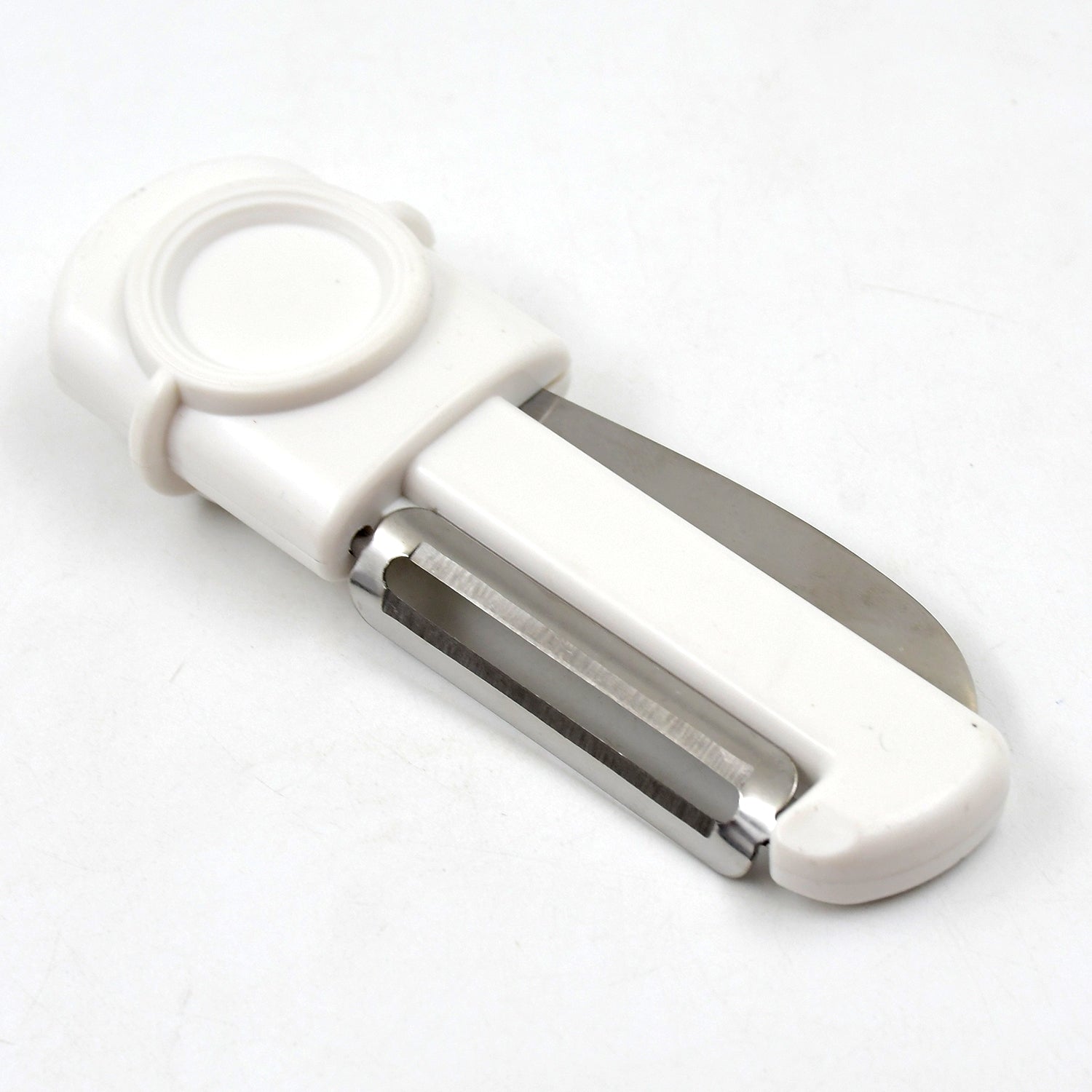 Wukusy 2-in-1 stainless steel knife and peeler with protective case, suitable for kitchen prep and peeling tasks.