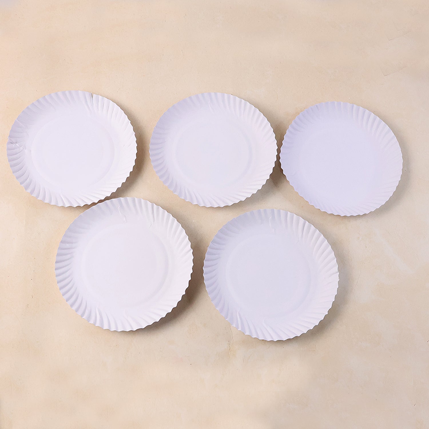 Wukusy Freshee 9-inch round compostable paper plates, 25-pack, eco-friendly dinnerware for home and kitchen use