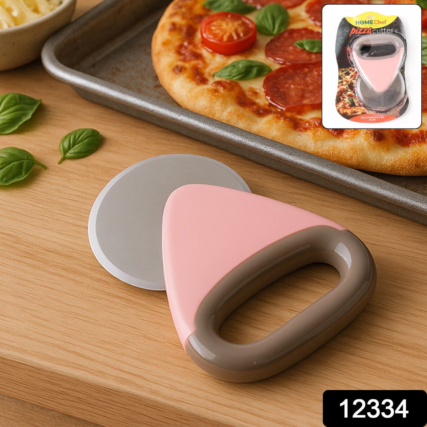 Wukusy Homechef ergonomic pizza cutter with stainless steel rotating blade, comfortable handle for easy slicing of pizzas.