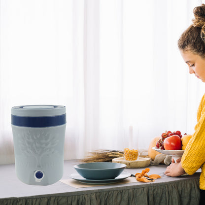 Wukusy insulated plastic water rover jug with sturdy handle, tap, available in 2500ml, 7500ml, and 12000ml for home and travel.