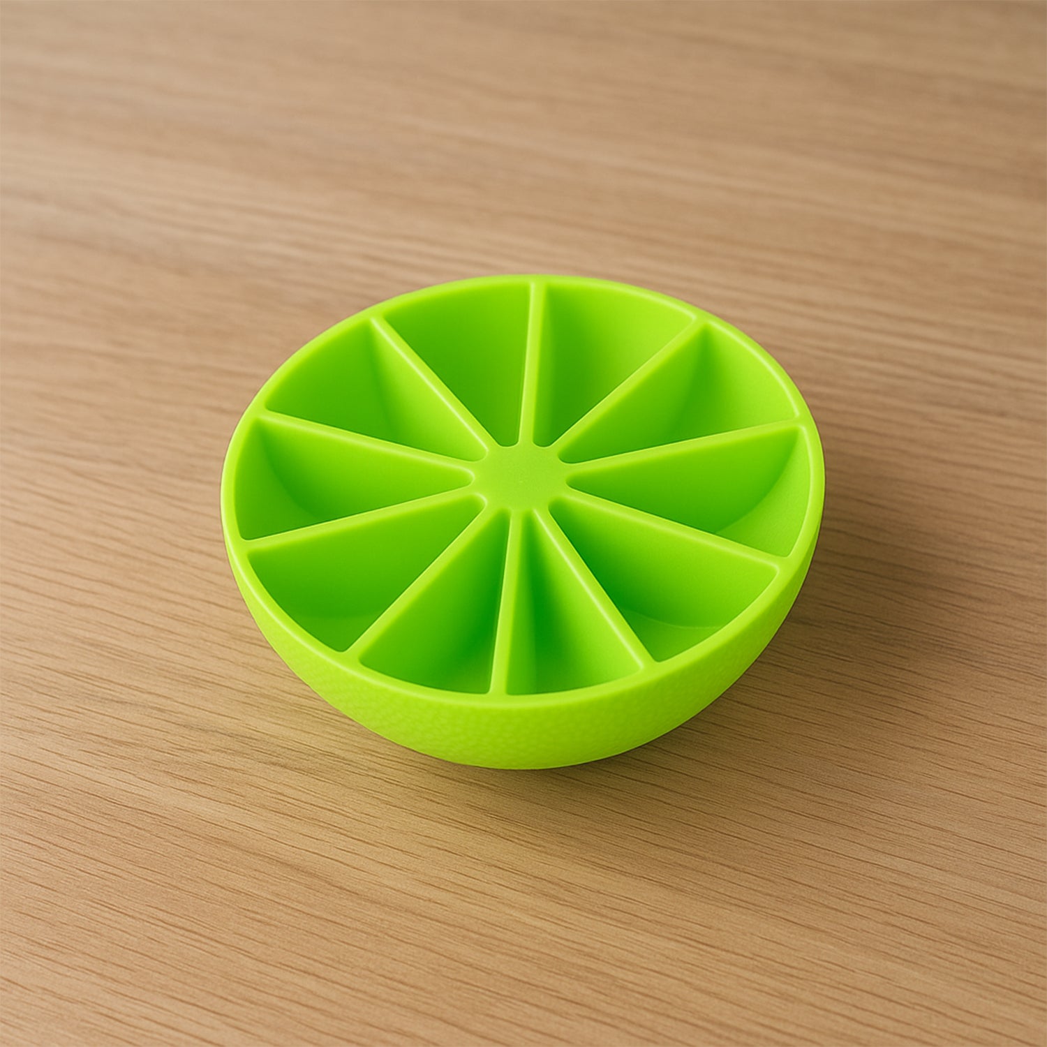 Wukusy lemon-shaped flexible silicone ice cube tray with 8 round ice mold slots for home and kitchen use.