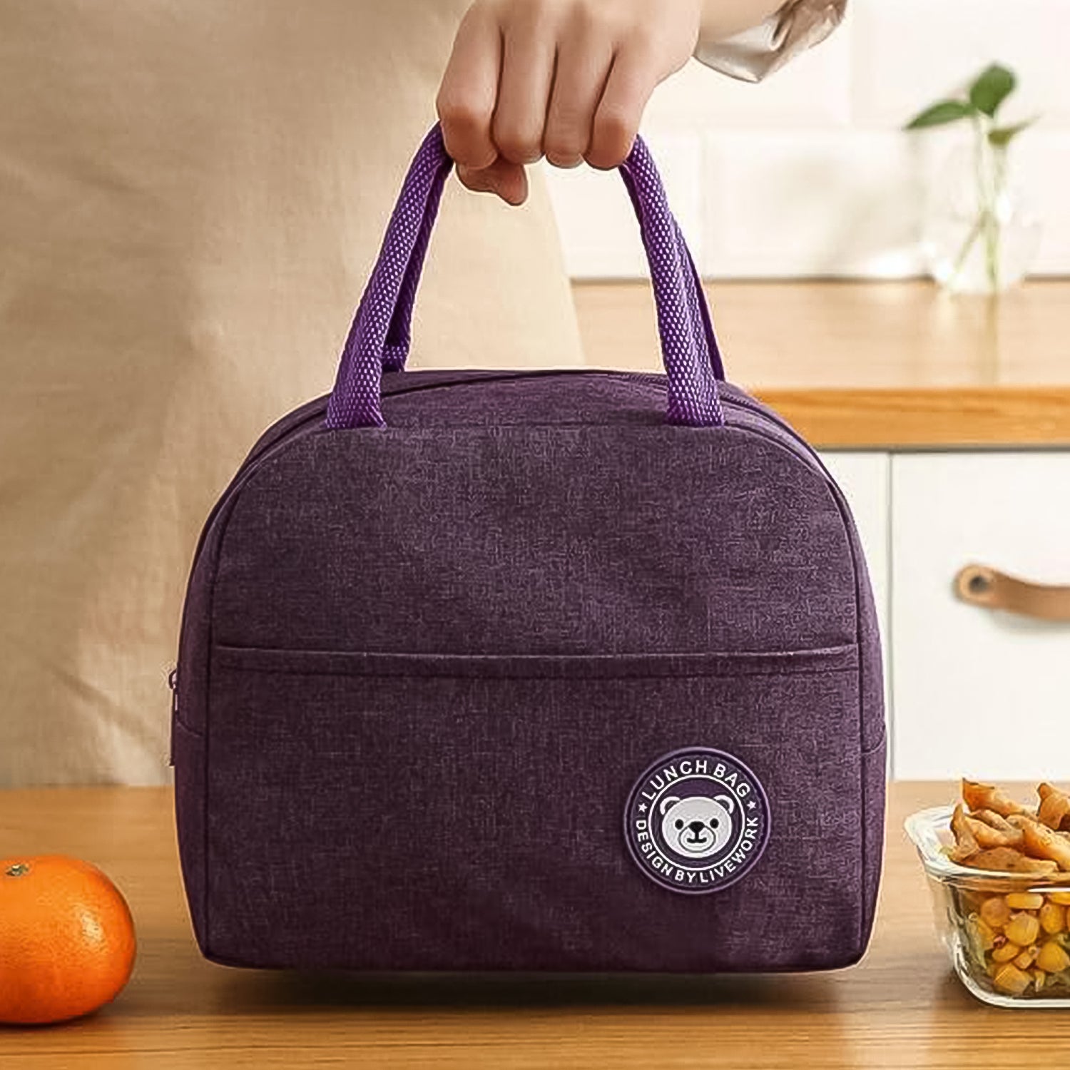 Wukusy insulated lunch box bag for women and men with zipper, featuring a sleek design and thermal interior for food storage.