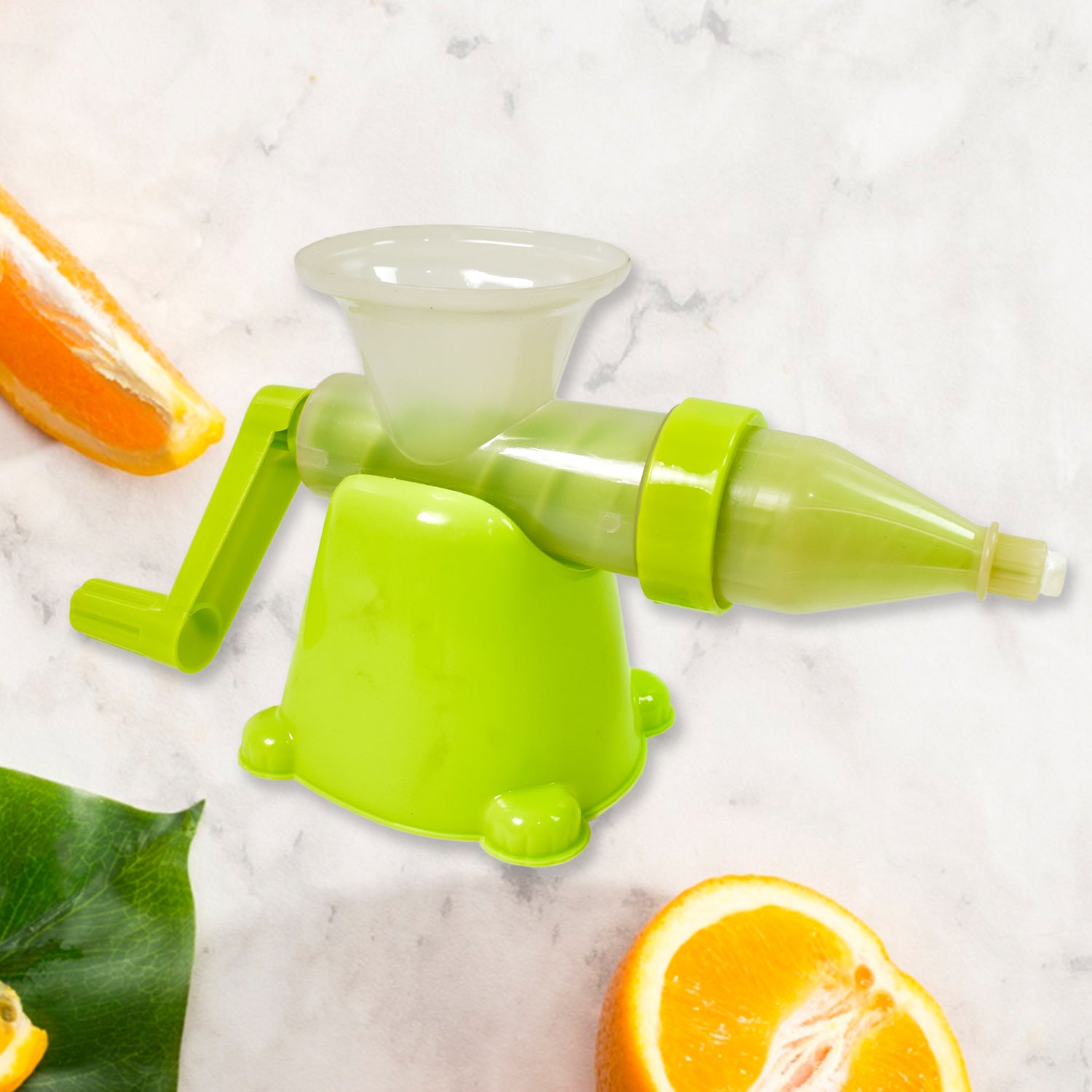 Wukusy manual plastic fruit and vegetable juicer for home use, with a handle and stainless steel strainer, bowl not included.