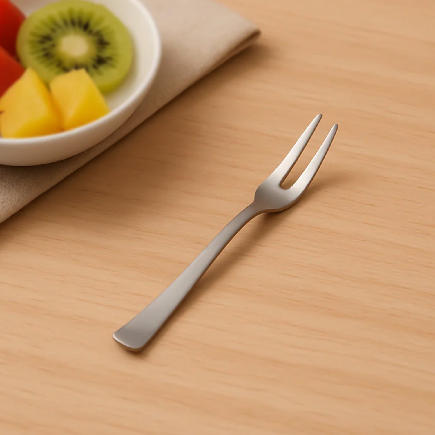 Set of three Wukusy mini dessert fruit forks for serving and eating small fruit and desserts in the home and kitchen.