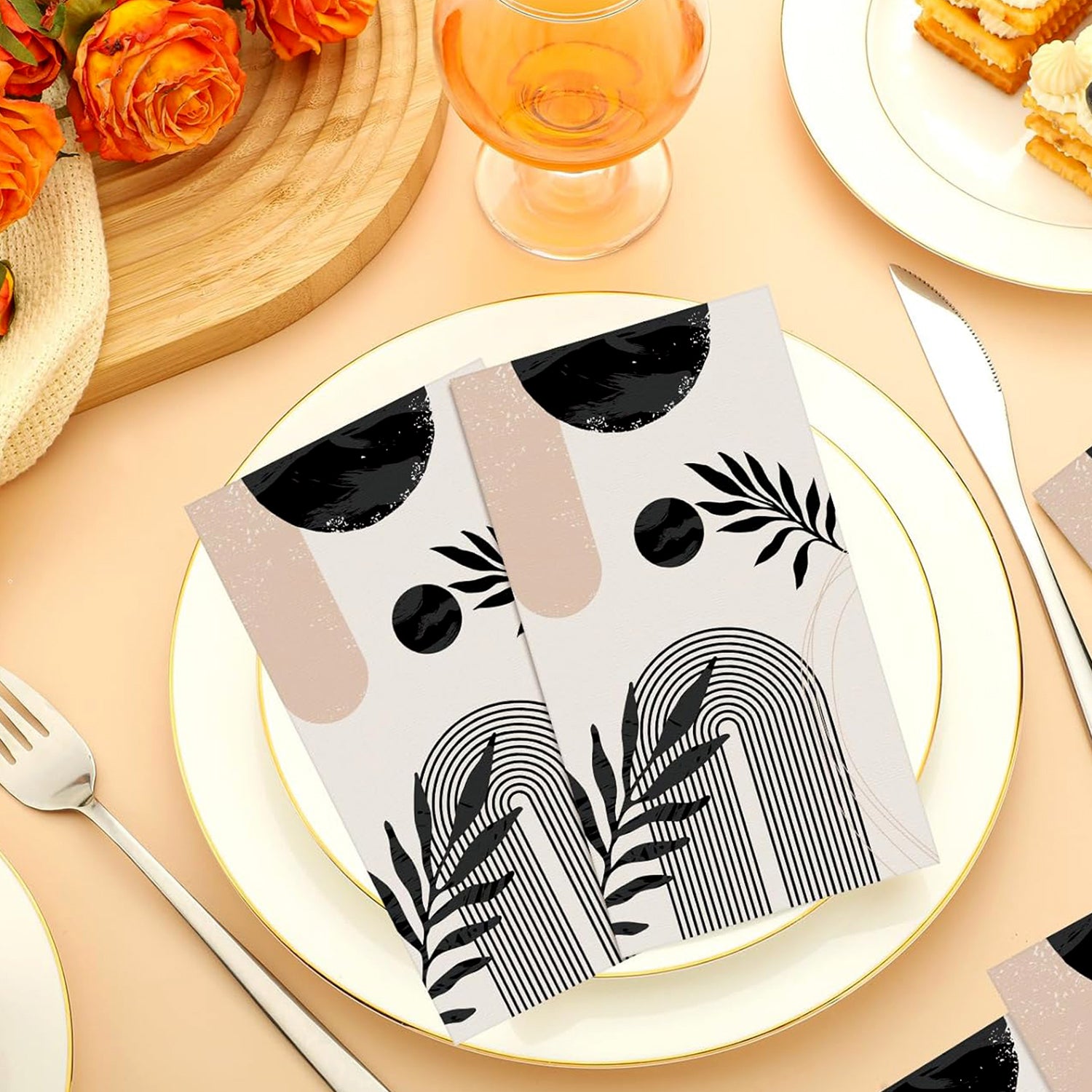 Multi-color printed disposable food wrapping paper set by Wukusy, featuring 10 sheets for wrapping and food storage.