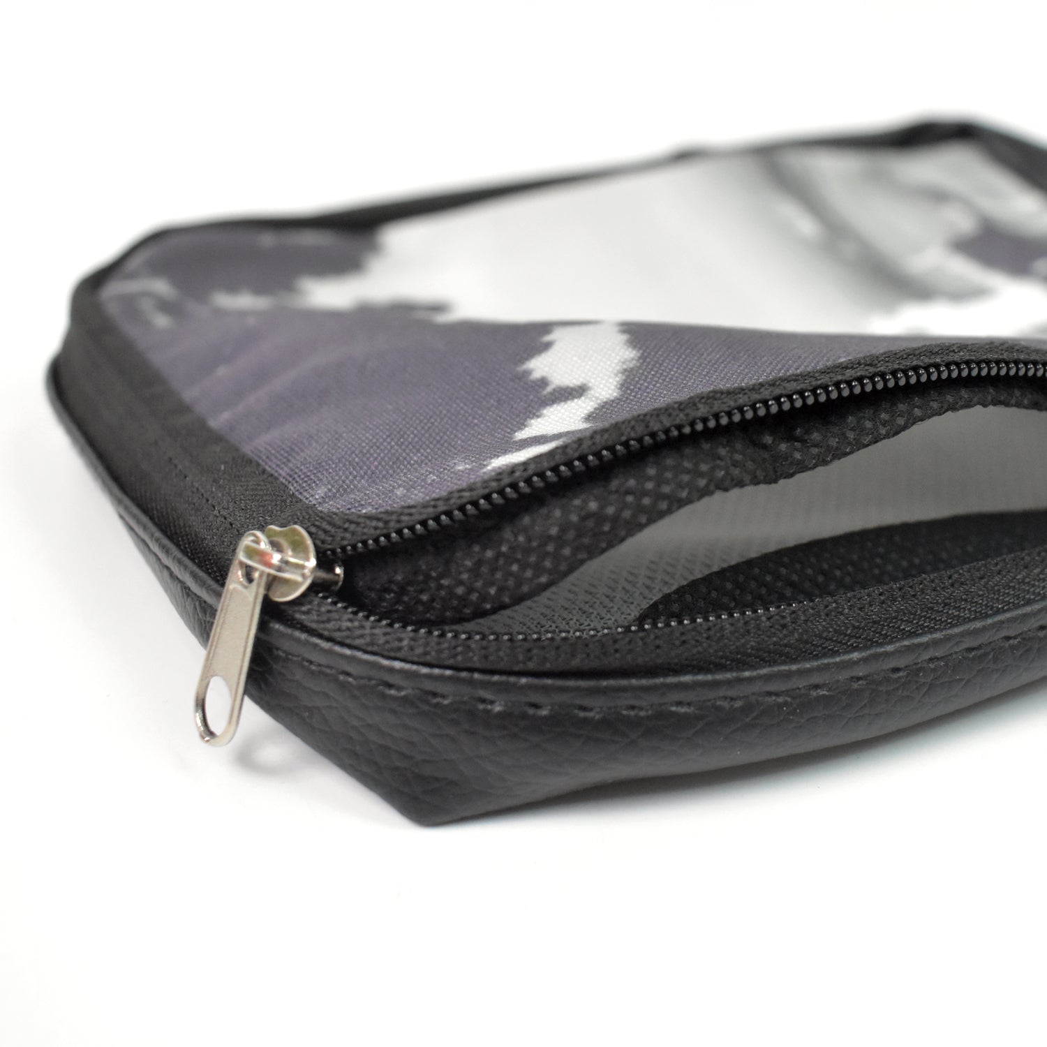 Wukusy multi-purpose storage bag pouch for girls and women, portable period kit bag with compact design for everyday use.