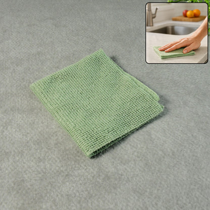 Wukusy microfiber cleaning cloth, 20x20cm, ideal for home and kitchen surfaces, soft and absorbent for effective cleaning.