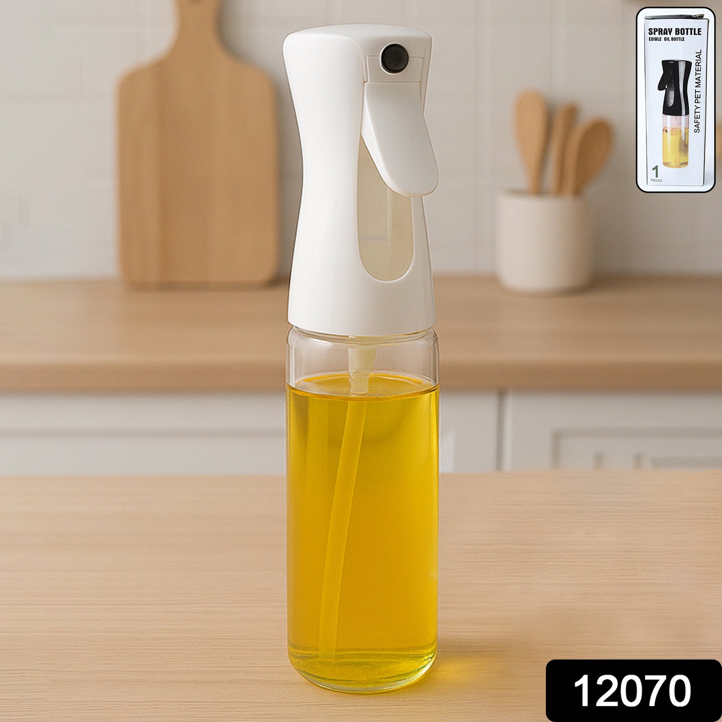Wukusy plastic oil spray bottle, 250ml capacity, versatile kitchen gadget with white box packaging, ideal for cooking and grilling.