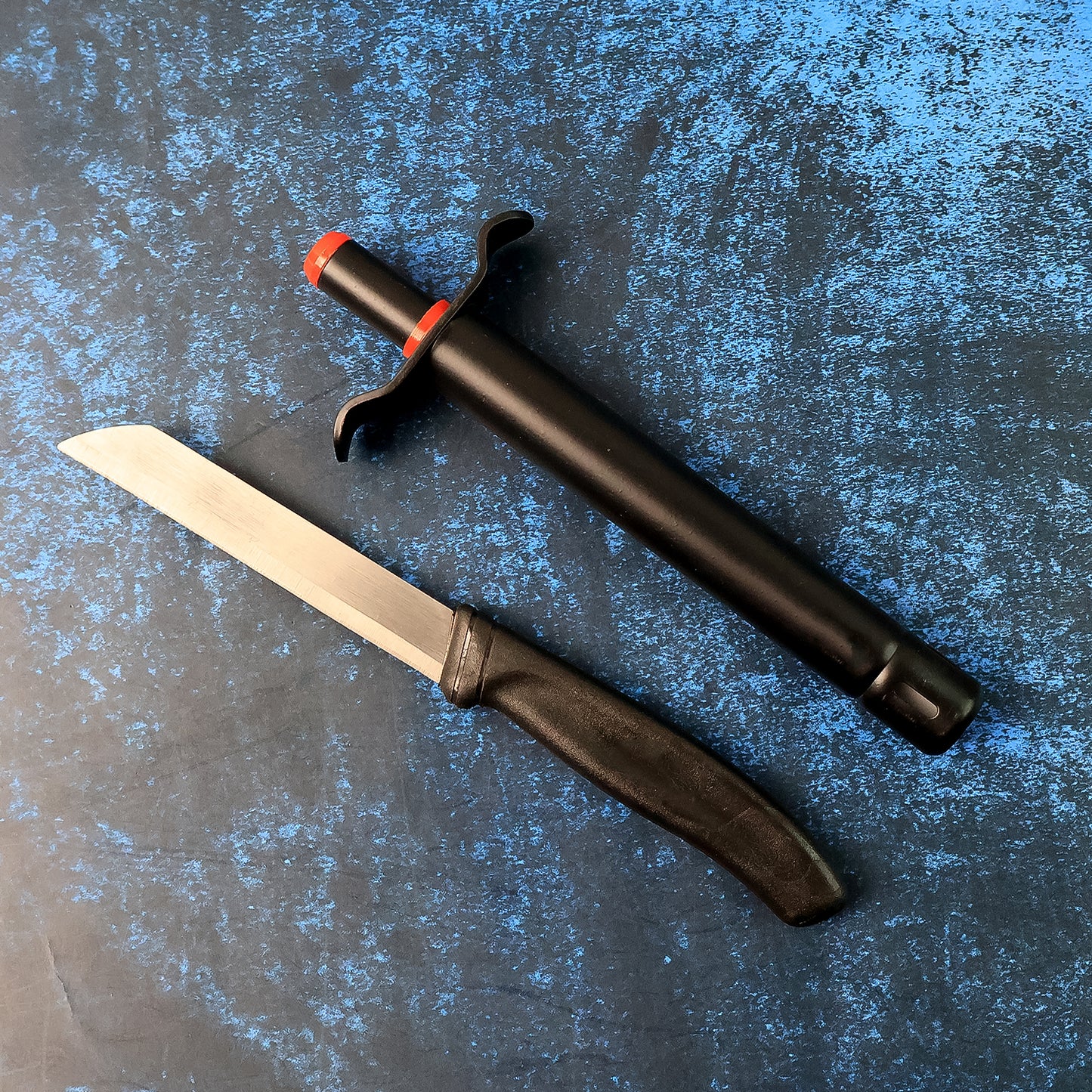 Wukusy premium kitchen knife and gas lighter combo set, featuring a sharp knife and sleek lighter for home cooking needs