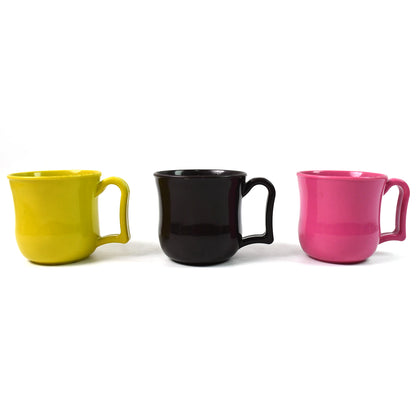 Wukusy premium plastic coffee and tea mug with handle in mixed colors, ideal for home and kitchen use.