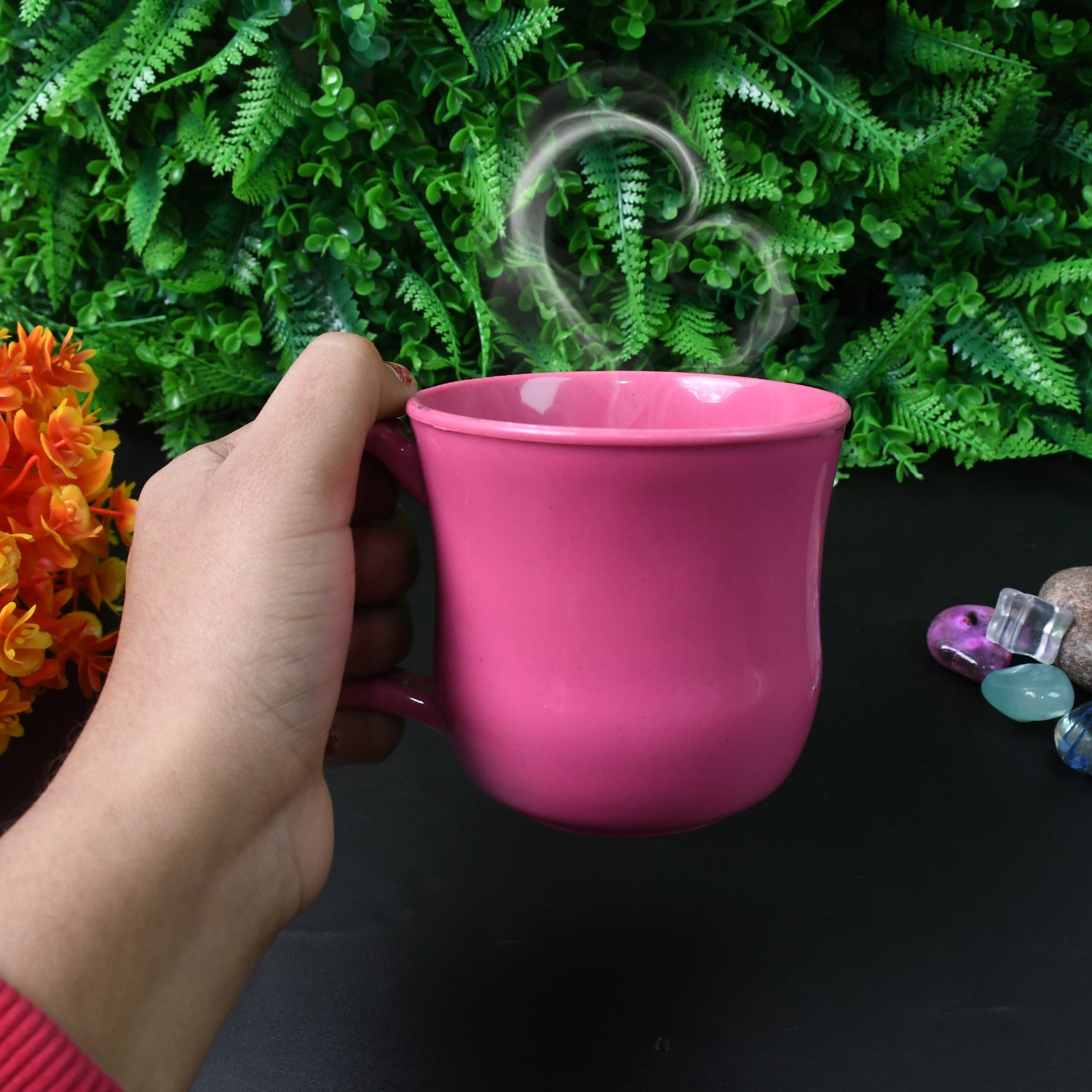 Wukusy premium plastic coffee and tea mug with handle in mixed colors, 1 piece, suitable for home and kitchen use.