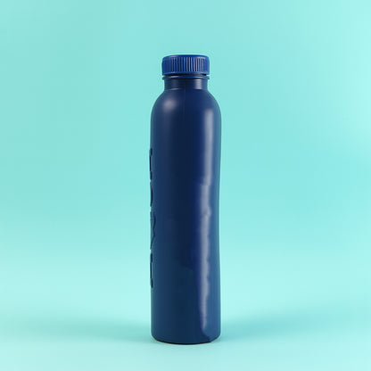 Wukusy premium reusable water bottle with screw cap, 500ml, in a sleek design suitable for home and kitchen use.