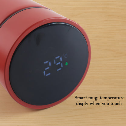 Red vacuum insulated water bottle by Wukusy, 500ml, perfect for keeping drinks hot or cold, with a sleek design for home and kitchen use.