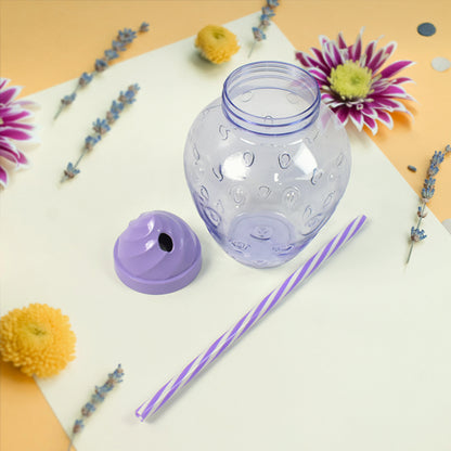 Wukusy plastic drinking cup, lightweight and durable, perfect for home and kitchen use, single clear plastic cup.