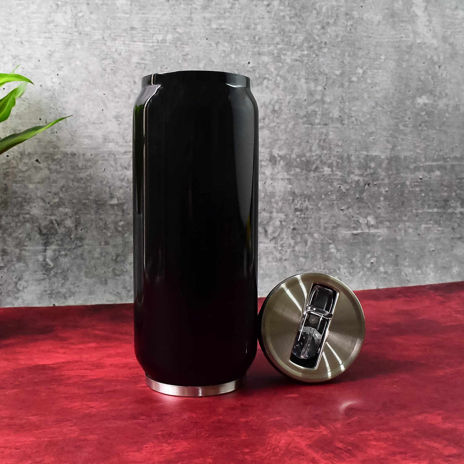 Stainless steel can-shaped vacuum flask with built-in straw, 500ml capacity, ideal for hot and cold beverages, by Wukusy.