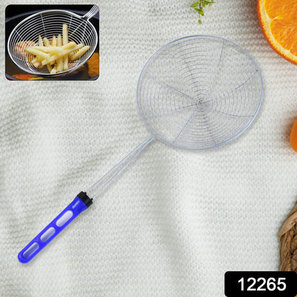 Large stainless steel deep fry strainer from Wukusy, ideal for draining fried foods in home and kitchen use.