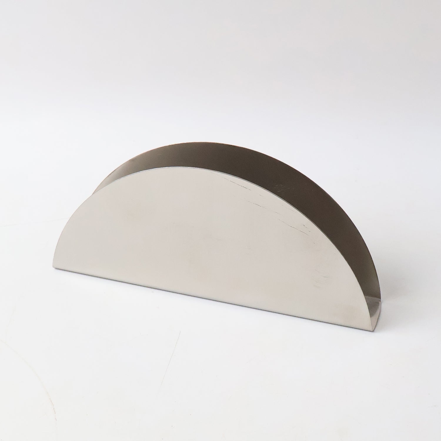 Stainless steel half-moon shaped tissue paper napkin holder stand for home and kitchen use by Wukusy.