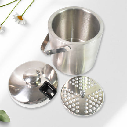 Wukusy stainless steel ice bucket with lid, 1.3 liters capacity, suitable for home and kitchen use, sleek and durable design