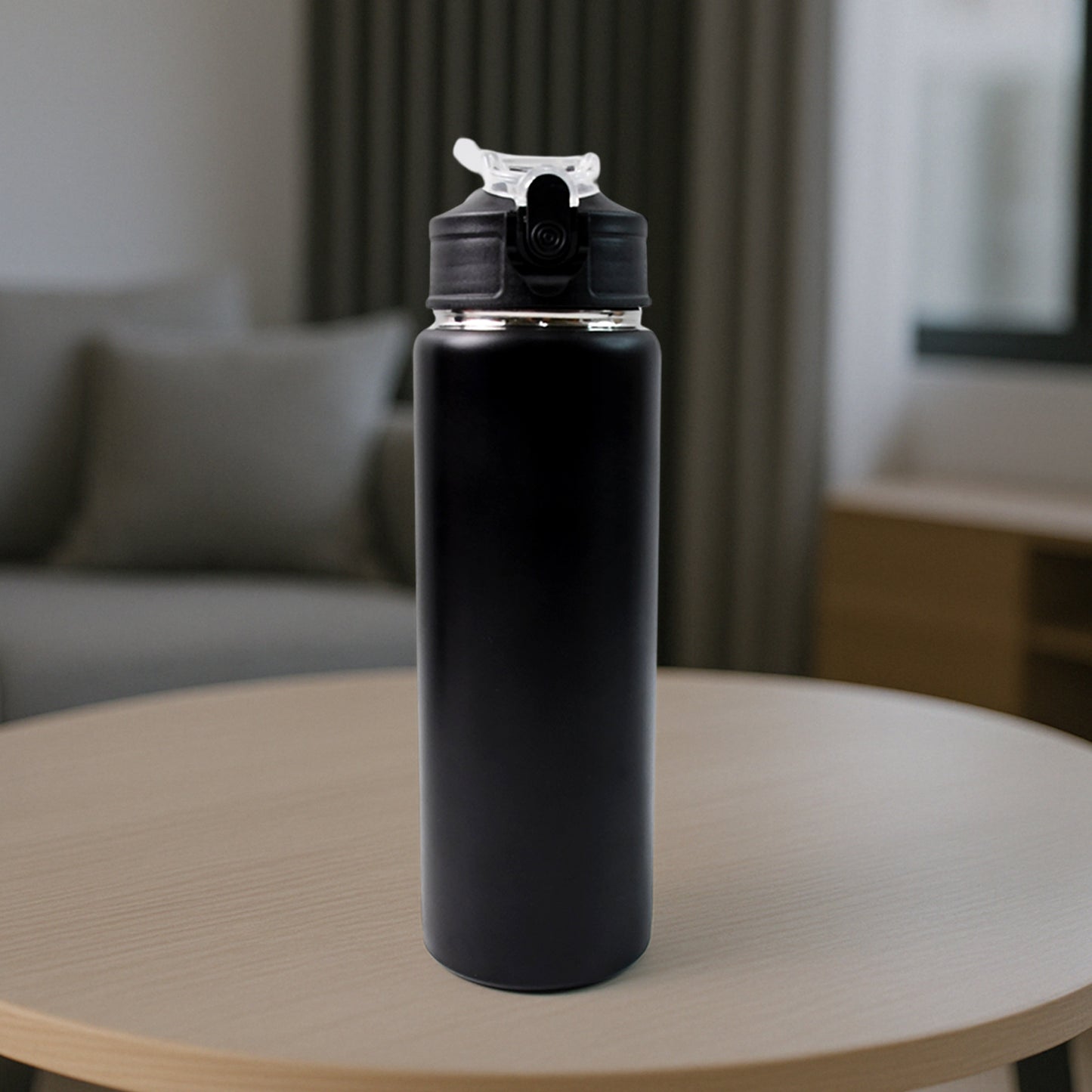 Wukusy stainless steel sports water bottle, 500ml capacity, with a sleek design and leak-proof lid for outdoor and gym use.