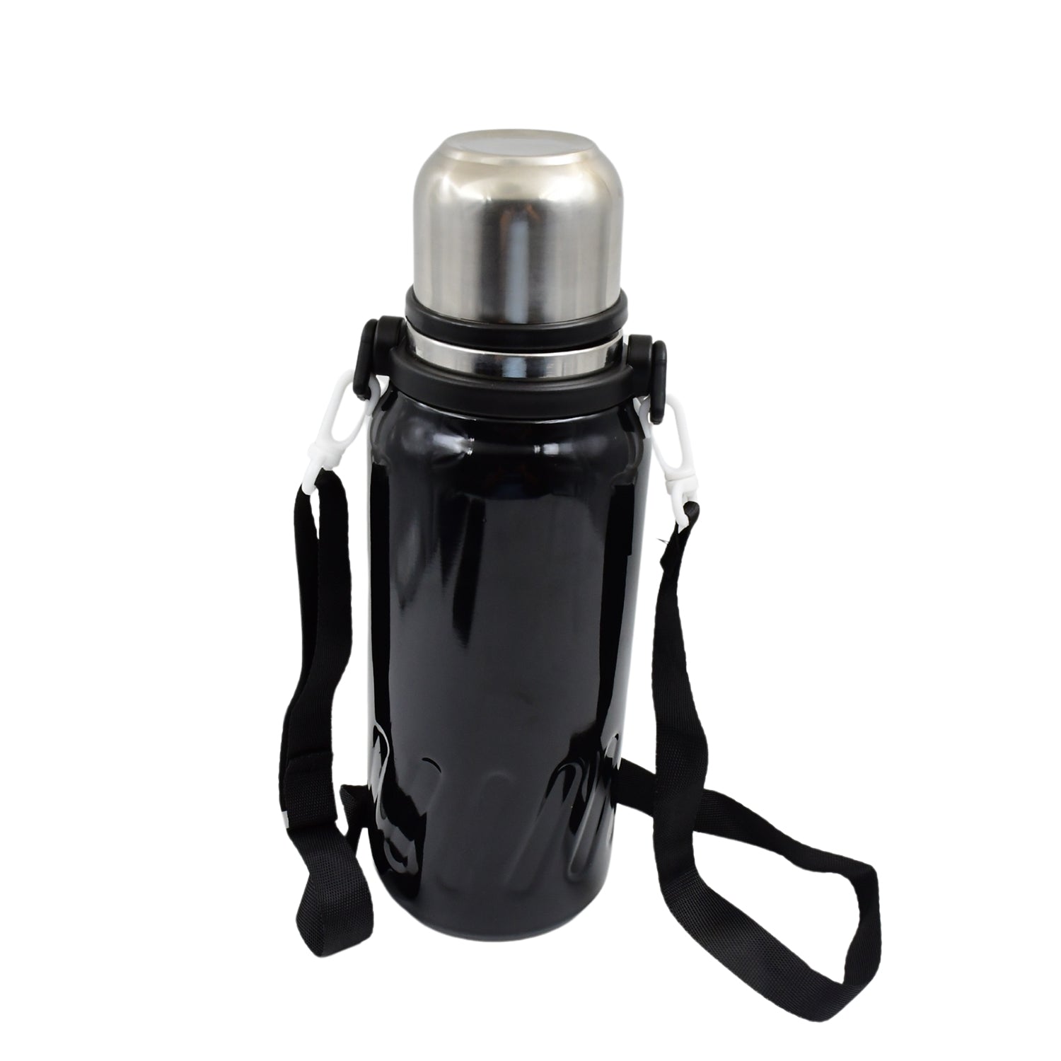 Wukusy stainless steel vacuum insulated water bottle, 1200ml, with sleek design and durable construction for hot and cold drinks.