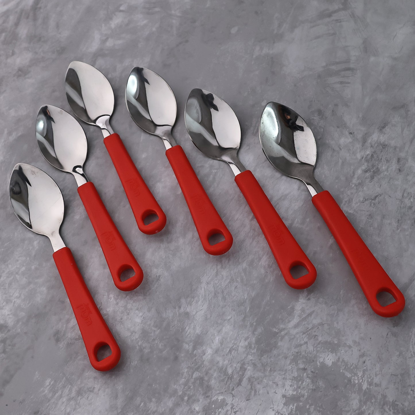 Wukusy Supermom Baby Feeding Spoon 6-piece set, soft-tipped spoons for gentle feeding, designed for babies and toddlers.