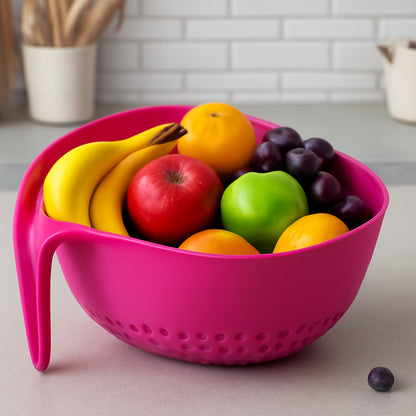 Wukusy Supermom premium triangular kitchen colander for draining fruits, vegetables, and pasta in home and kitchen use.