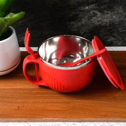 Wukusy Supermom Refresh Soup Bowl, 650ml, white ceramic bowl for soups and salads in a home kitchen setting