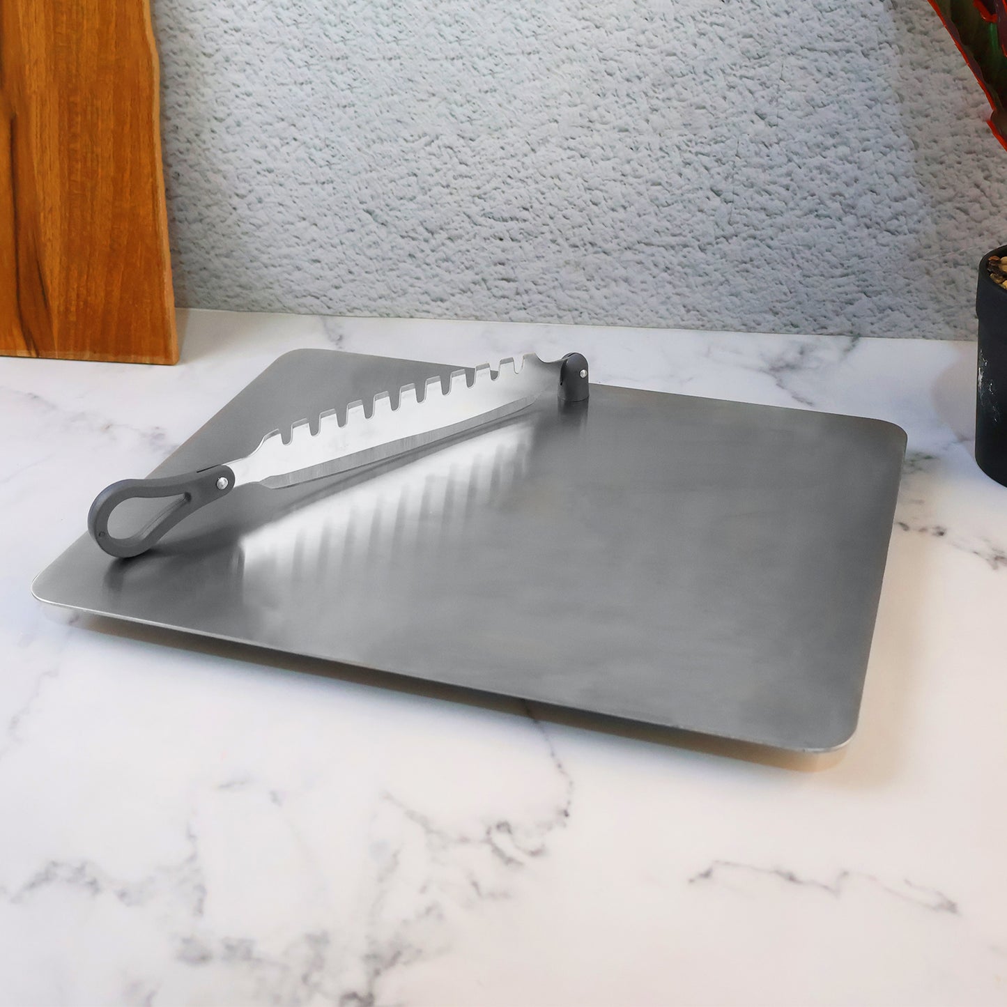 Wukusy Supermom stainless steel vegetable slicer and chopper tool, multifunctional kitchen gadget for cutting and chopping vegetables.