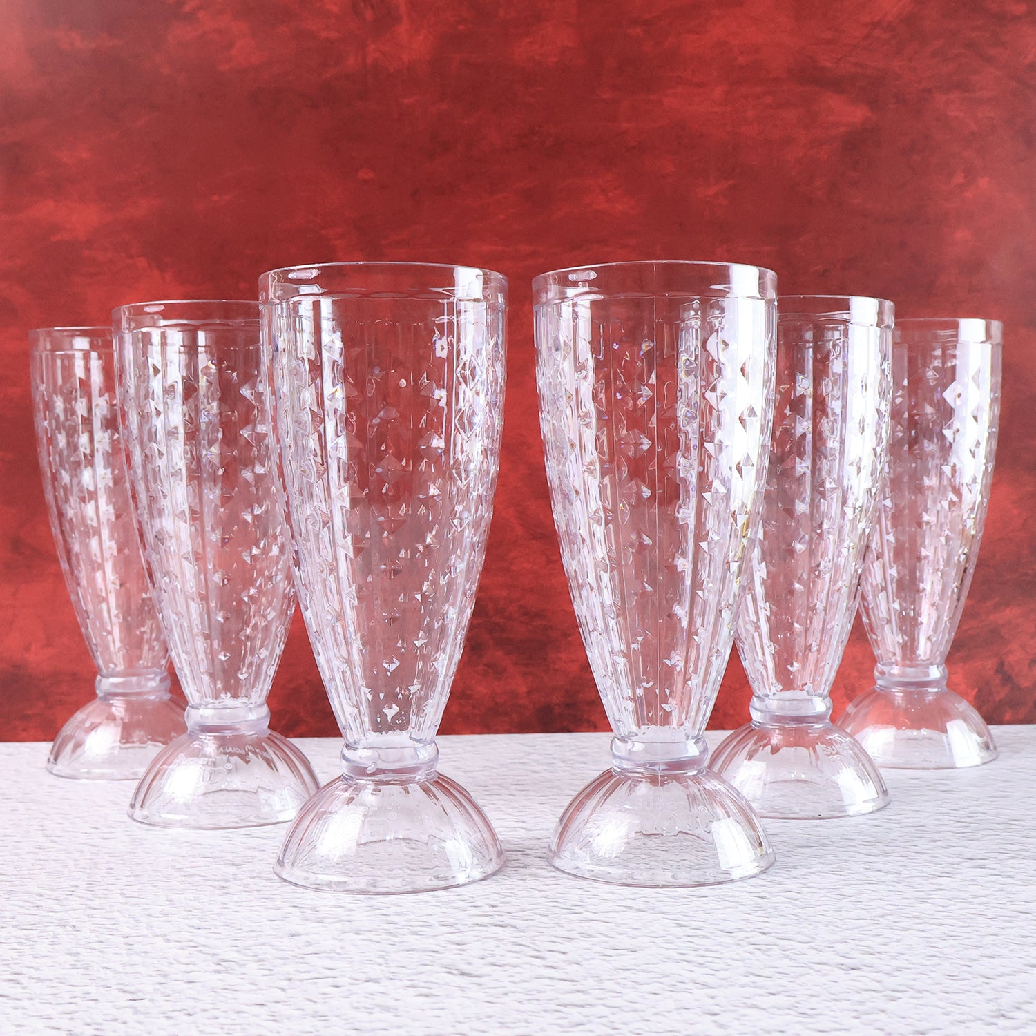 Set of six Wukusy Supermom transparent plastic milkshake glasses, each 400ml, in a home and kitchen setting.
